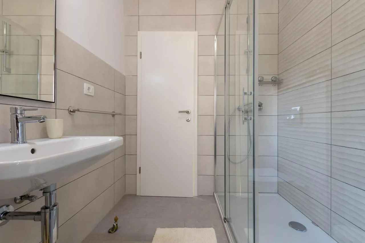 Newly Renovated Holiday Apartment Sirius Porec