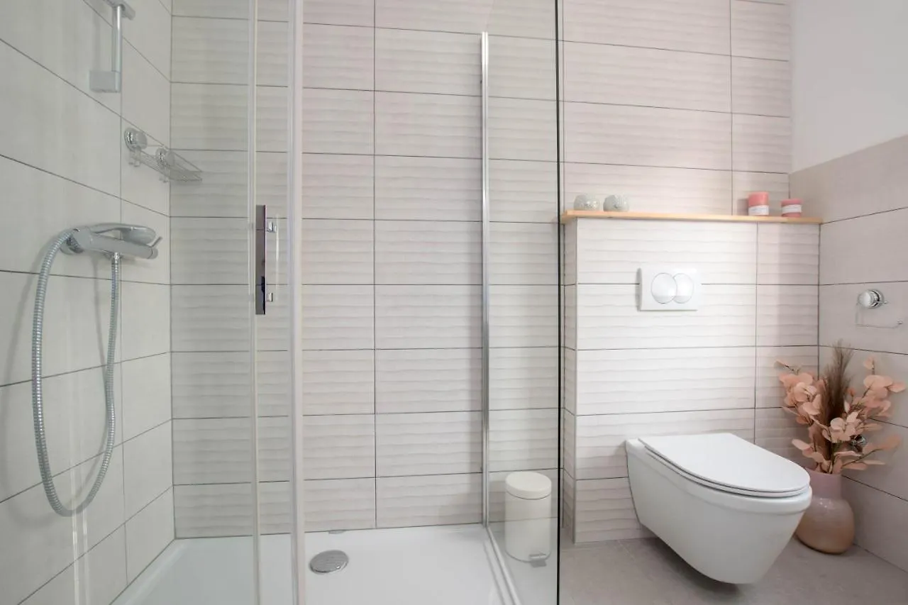 Newly Renovated Holiday Apartment Sirius Porec