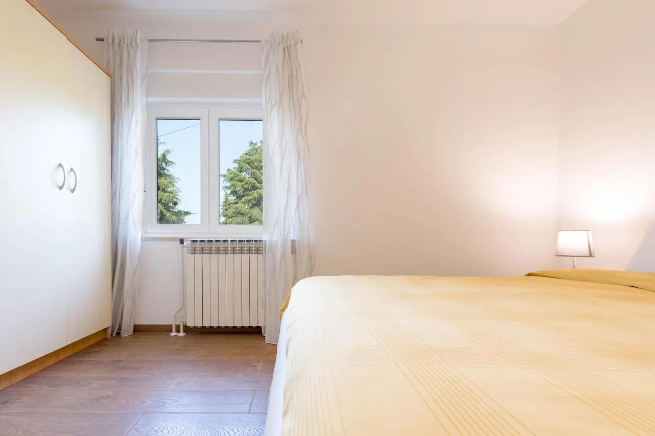 Newly Renovated Holiday Apartment Sirius Porec Croatia