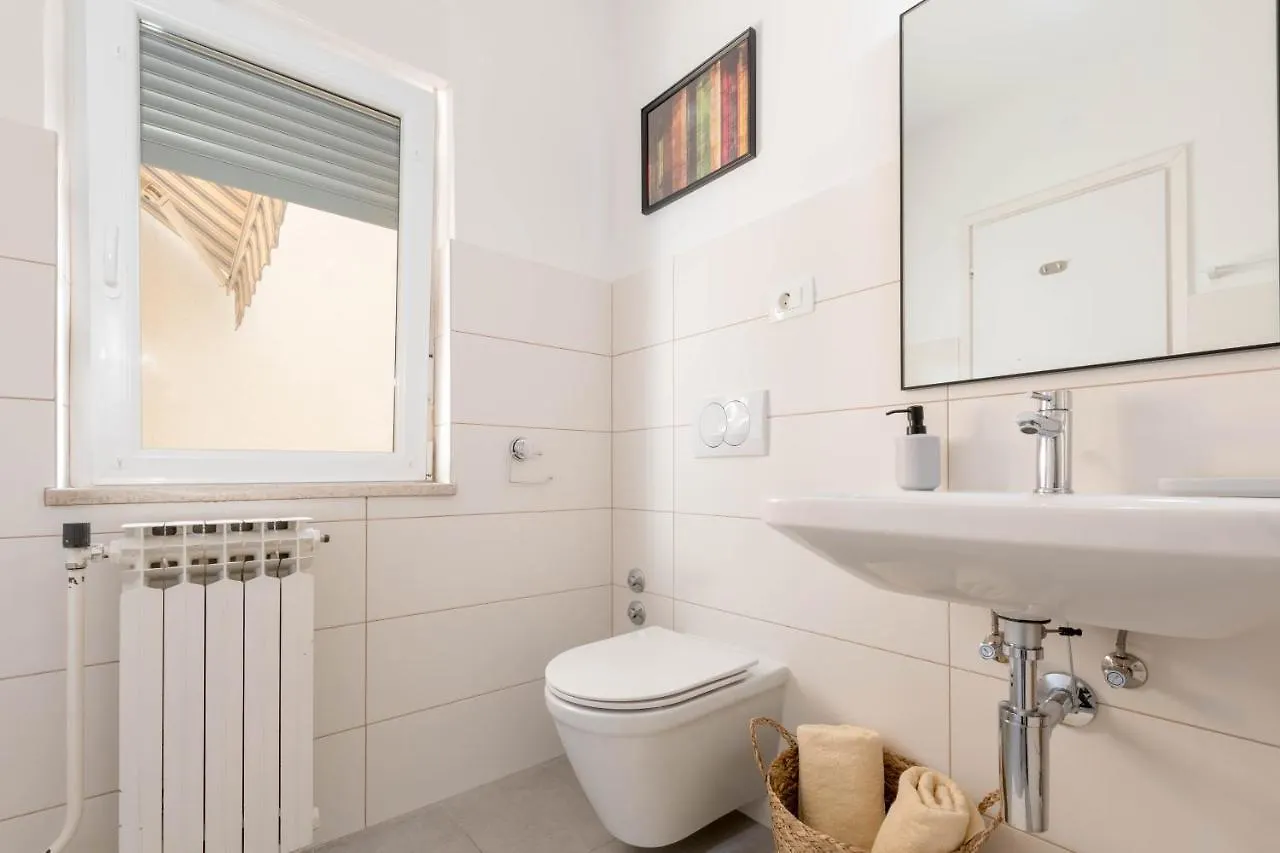 Newly Renovated Holiday Apartment Sirius Porec